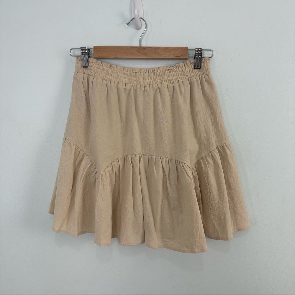 Wishlist Apparel Cream Ruffle Skirt NWT Size Medium